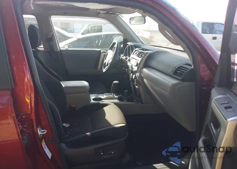 2011 Toyota 4Runner Sr5 V6 z USA, uszkodzony, nr VIN JTEBU5JR1B5053119